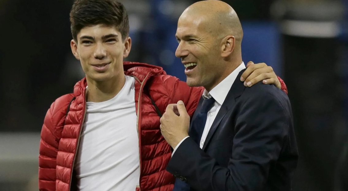 Luca Zidane (Kiri) dan Zinedine (Kanan)/iframe.thesun.co.uk