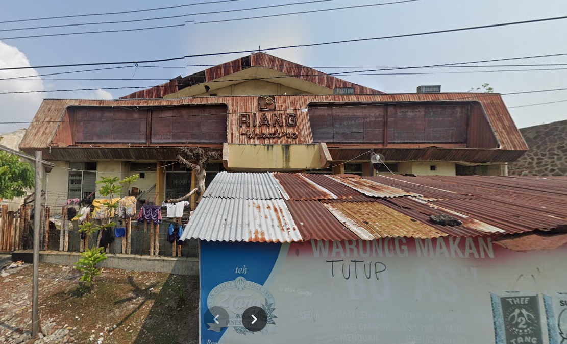 Salah Satu Kondisi Gedung Bioskop di Tegal