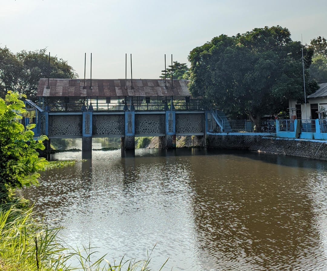 Bendungan Pintu Seng Sidapurna