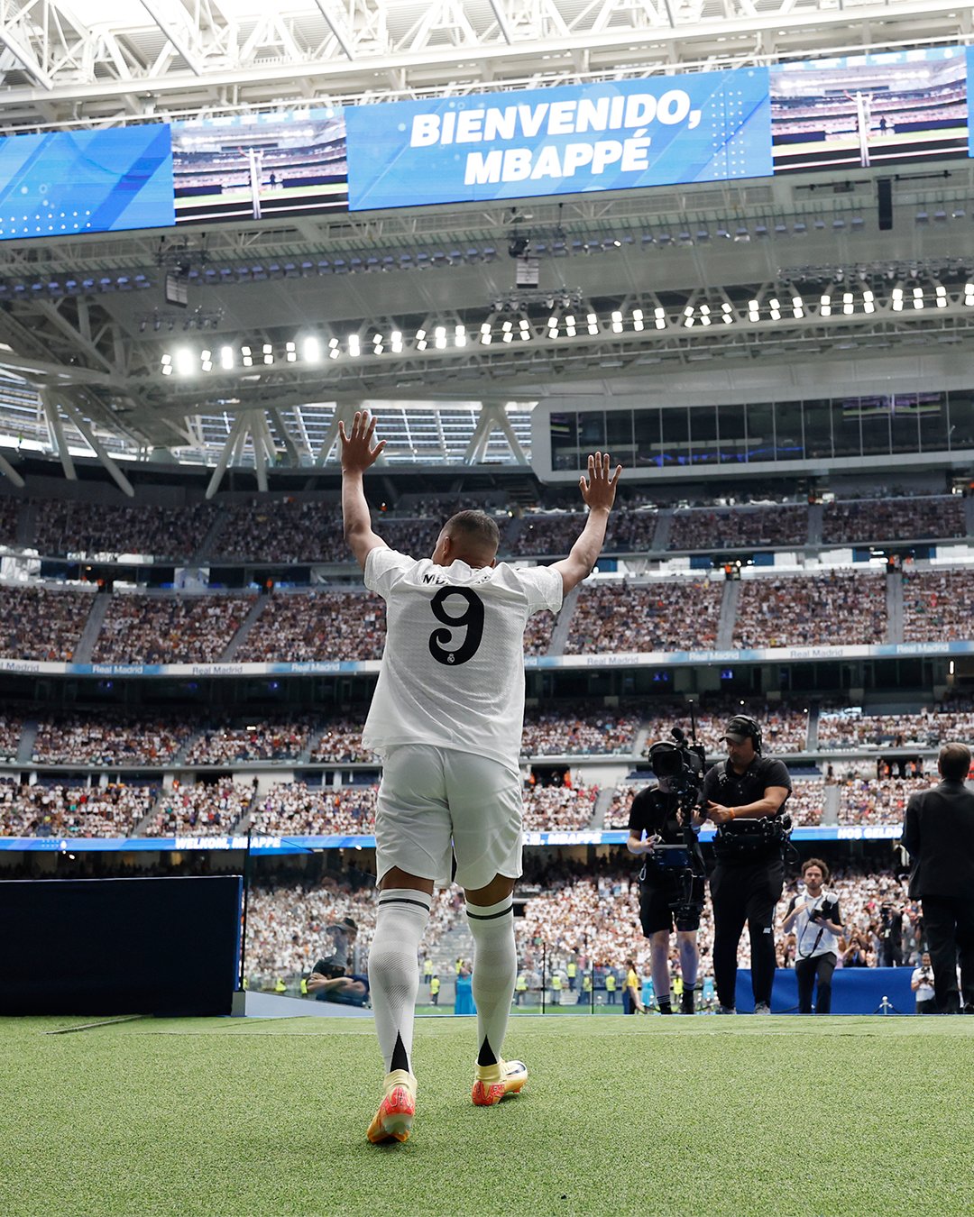 Suasana Penyambutan Mbappe