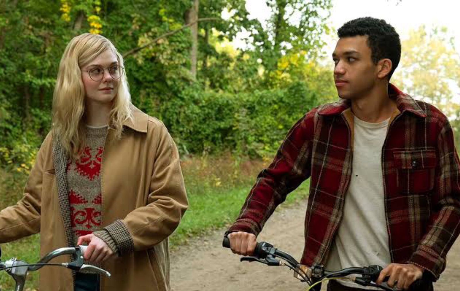 Cuplikan dari film All The Bright Place. Diperankan oleh Elle Fanning dan Justice Smith