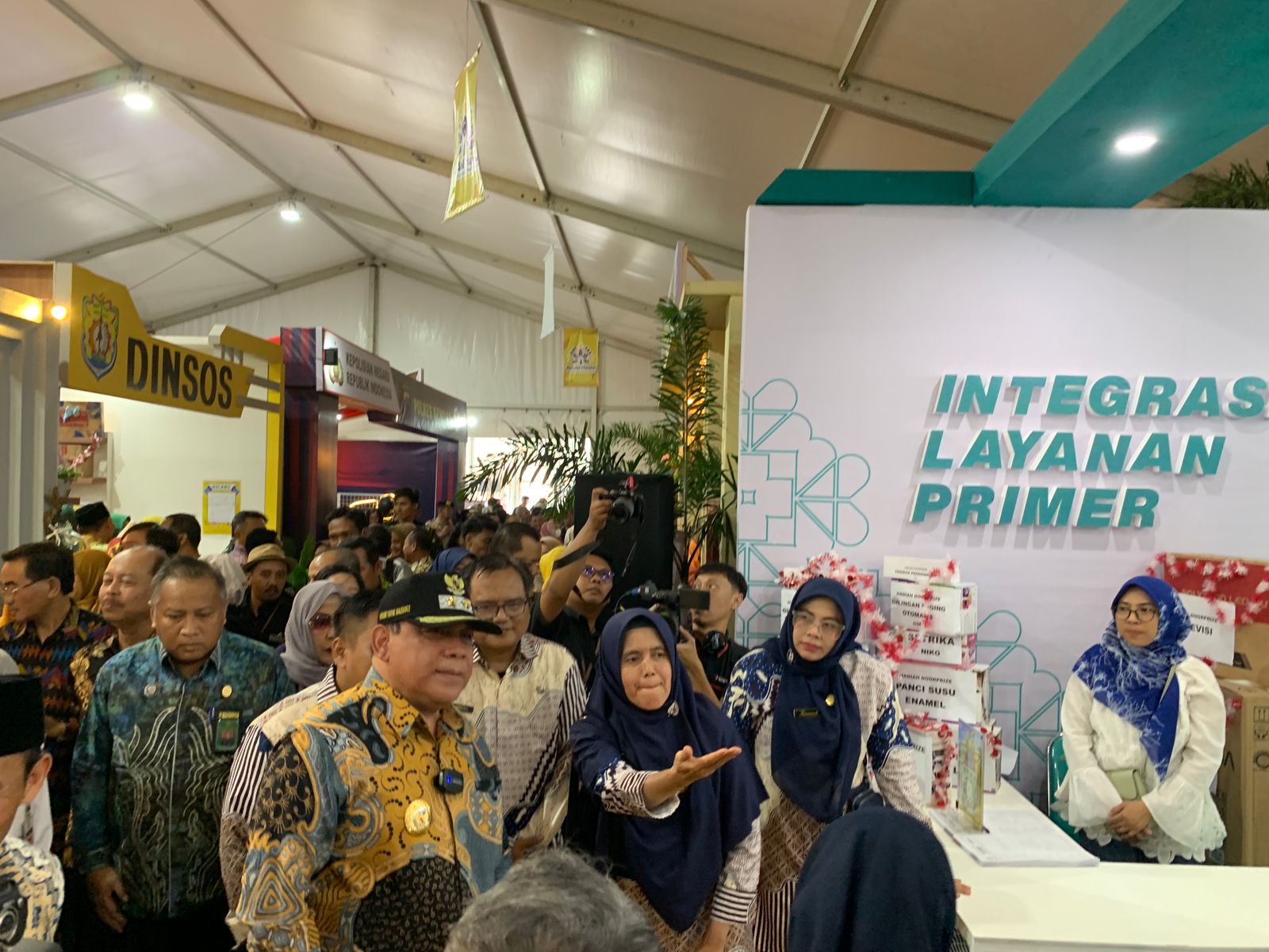 Pembukaan event PRK tahun 2024 di Stadion Kebondalem Kendal berlangsung meriah. DEVI KHOFIFATUR RIZQI/ JAWA POS RADAR SEMARANG