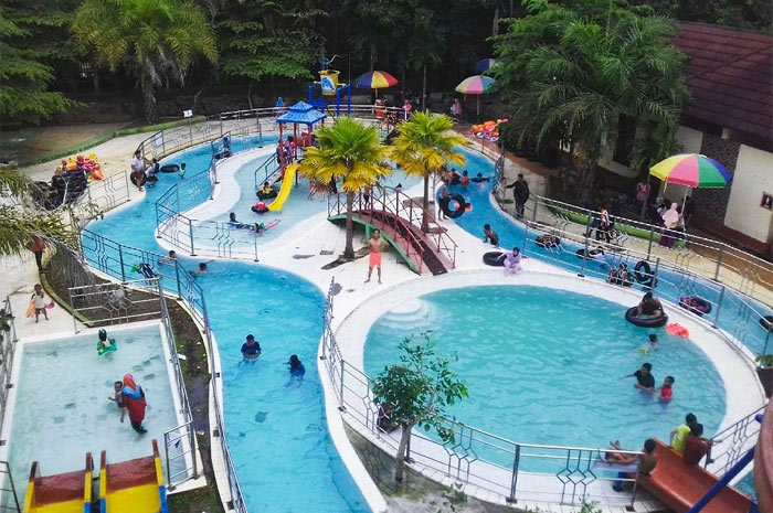 Objek wisata Bandar Eco Park di Kabupaten Batang, Jawa Tengah.