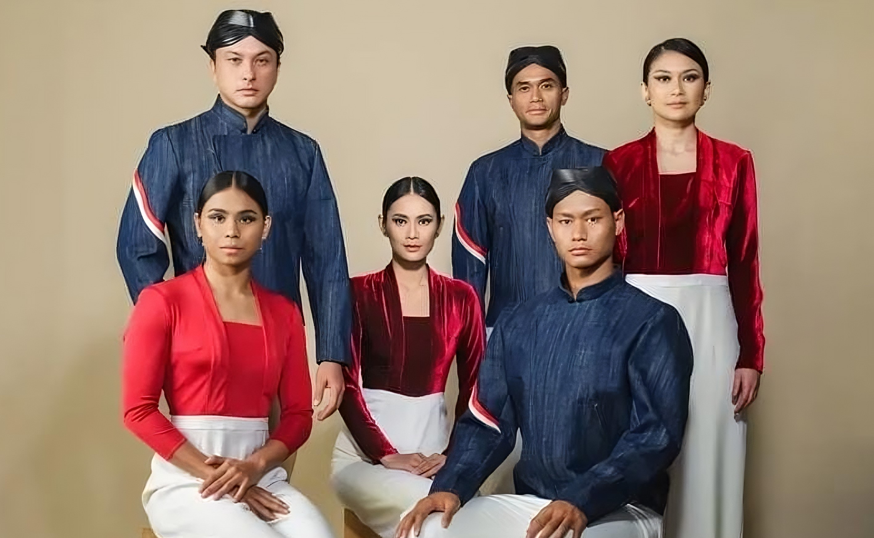 Seragam defile kontingen Indonesia untuk opening ceremony Olimpiade Paris 2024