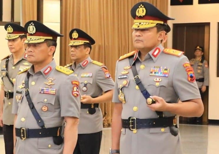 Hari ini, Brigjen Pol Ribut Hari Wibowo Resmi Jabat Kapolda Jateng Gantikan Ahmad Luthfi