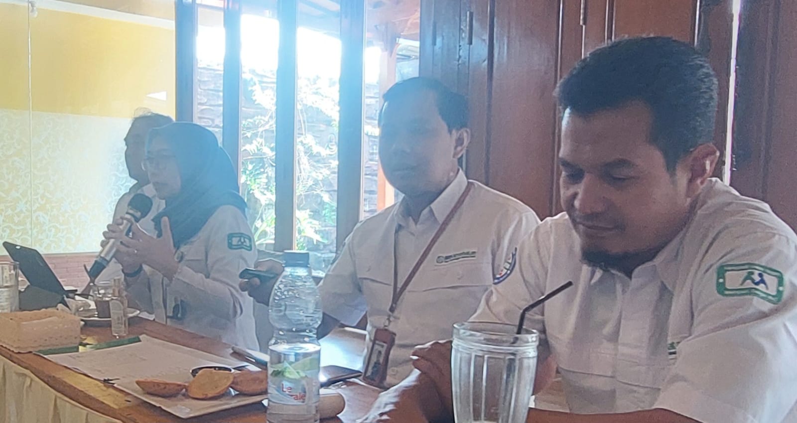 Kepala BPJS Kesehatan Cabang Semarang, Fitria Nurlaila Pulukadang memberikan sosialisasi terkait JKN di Demak. (Wahibpribadi)