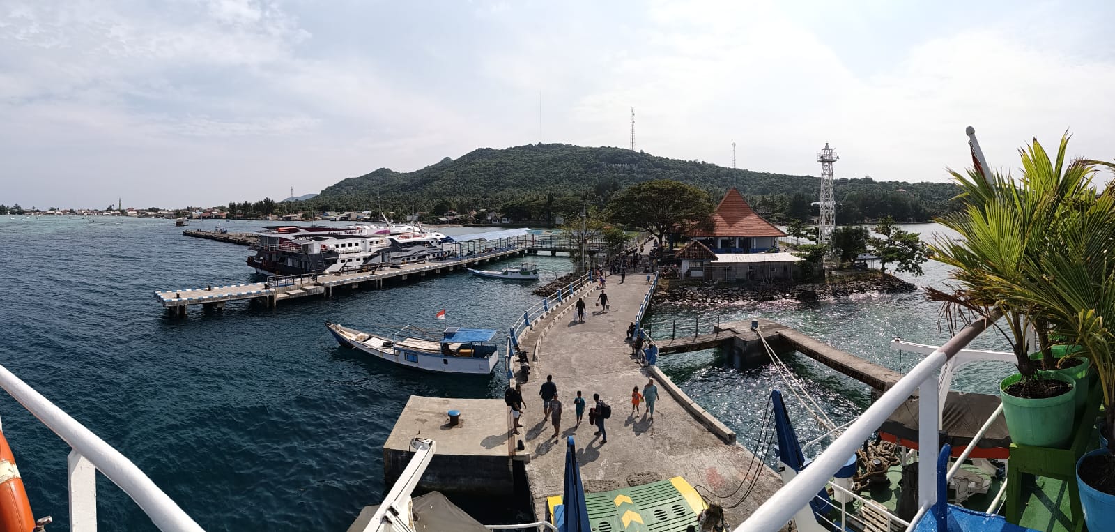 Pelabuhan Karimun jawa