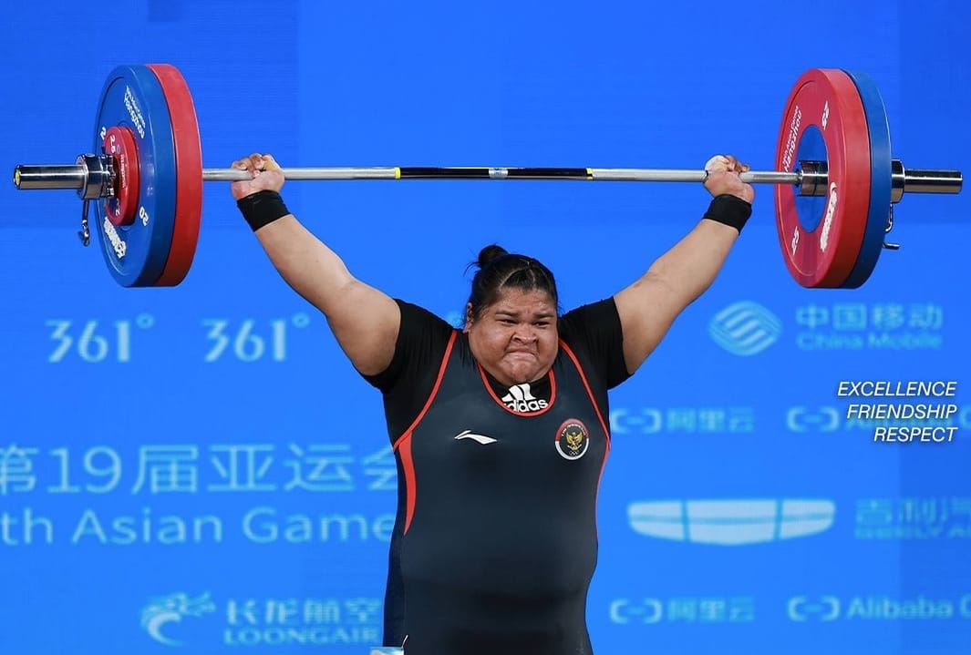 Nurul Akmal, Atlet Angkat Beban Putri Indonesia