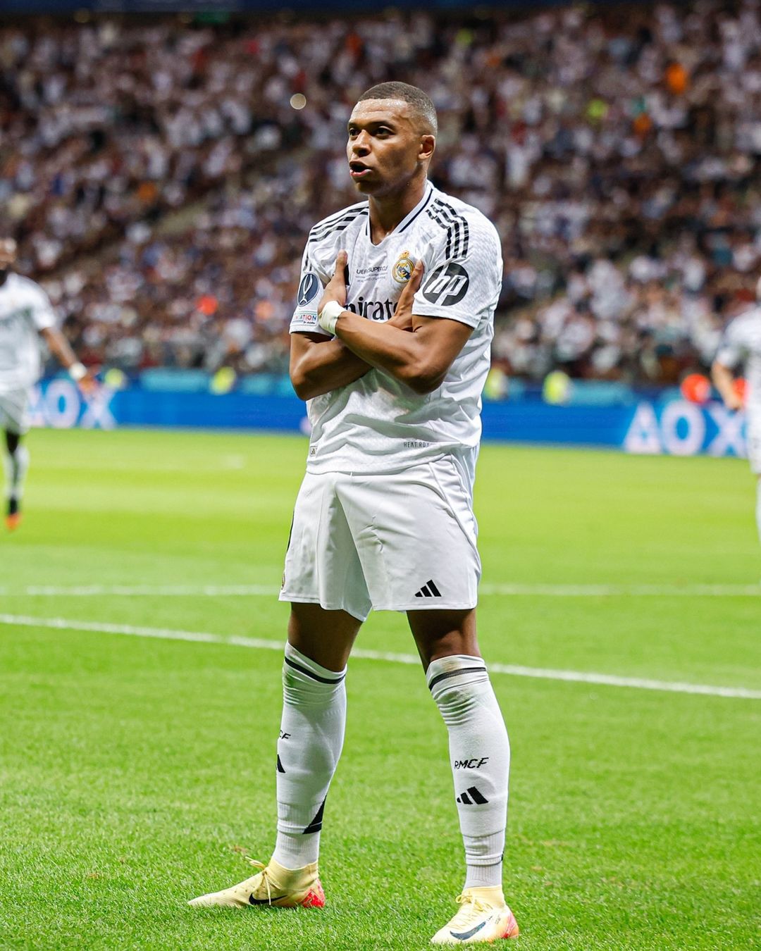 Mbappe cetak gol di debutnya