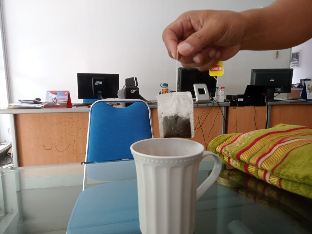 teh celup (ft: iskandar)
