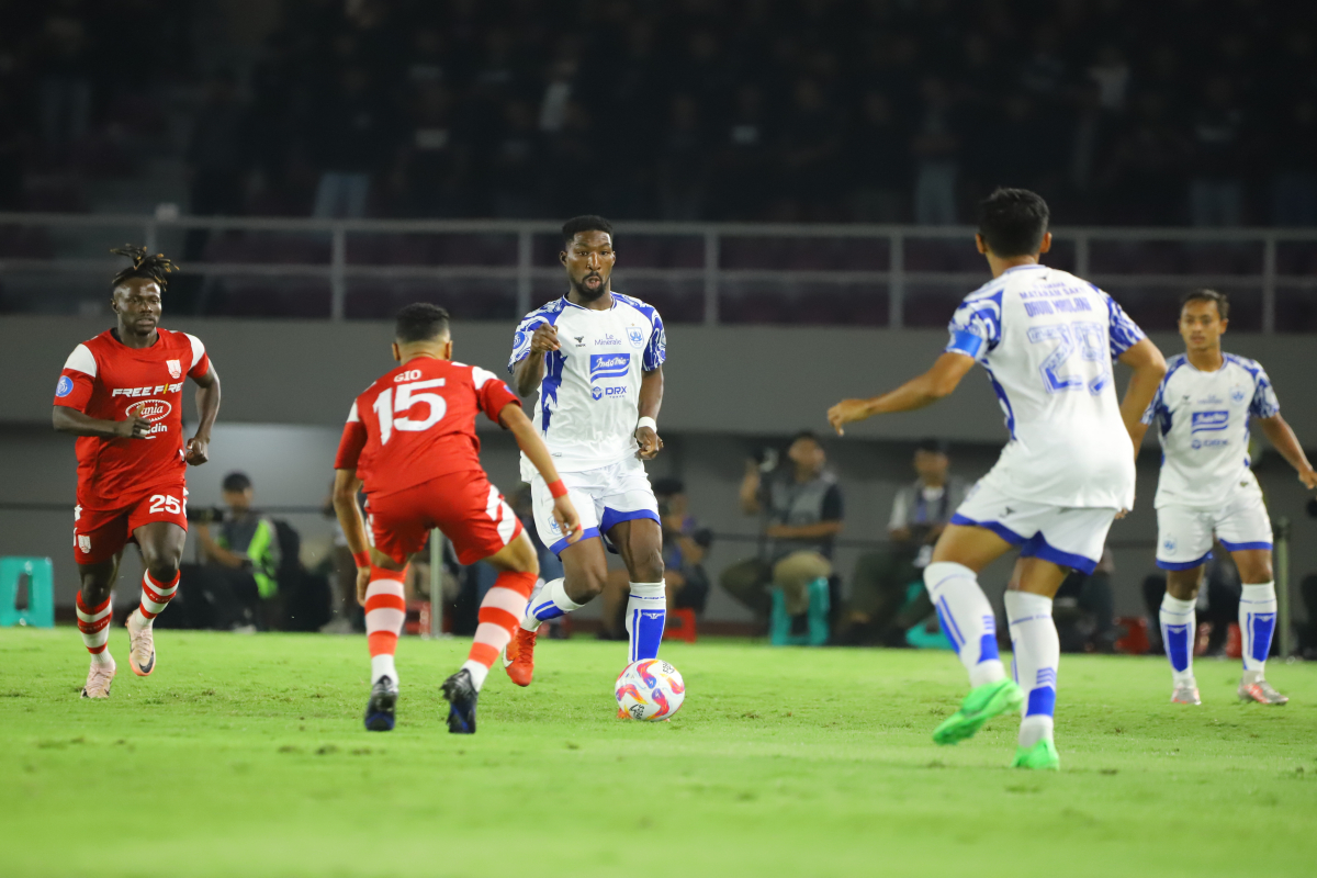 Derby Jateng Liga 1 yang mempertemukan tuan rumah Persis Solo versus PSIS Semarang, di Stadion Manahan, Sabtu (17/8/24) berakhir untuk kemenangan PSIS Semarang 0-1.