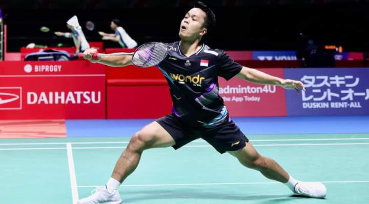 Anthony Sinisuka Ginting saat melawan pemain tuan rumah, Yushi Tanaka.