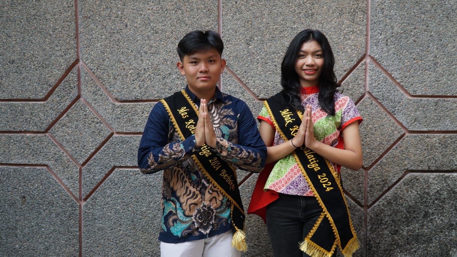 Bunga Nurlaela Rahmadani dinobatkan menjadi Mbak Kota Salatiga 2024. Sedangkan, William Philips Effendy dinobatkan menjadi Mas Kota Salatiga Berbakat 2024.