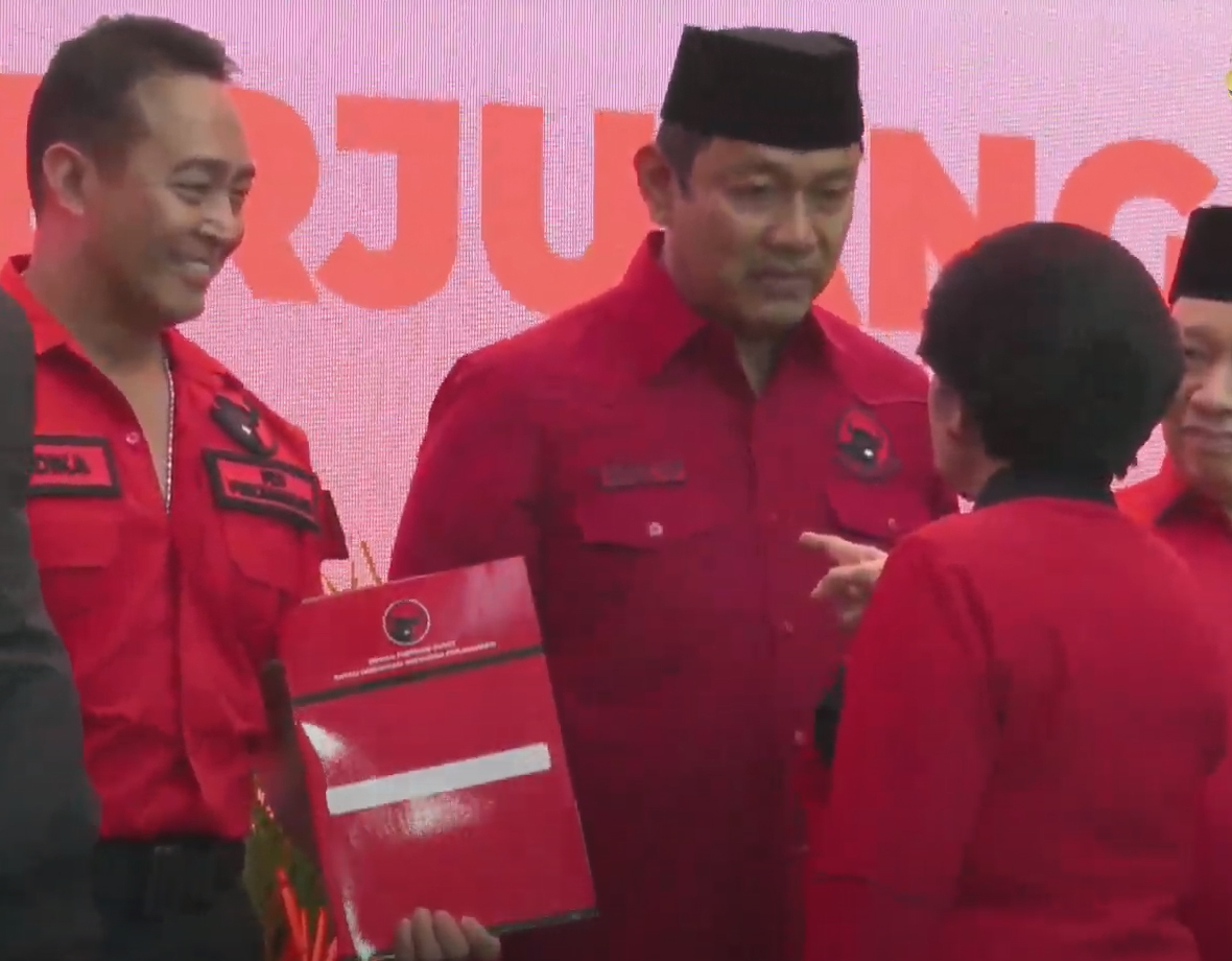 Eks Panglima TNI Jenderal (Purn) Andika Perkasa dan Hendrar Prihadi