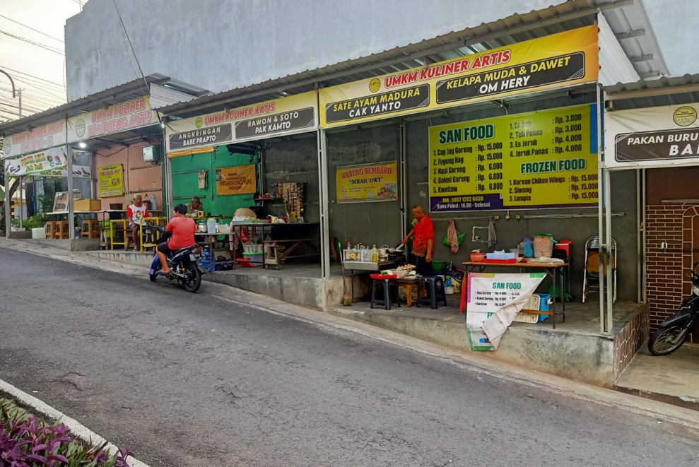 KAMPUNG ARTIS : Sentra kuliner yang jadi unggulan warga RW 07 Kelurahan Sendangguwo di Lomba Kampung Hebat 2024.