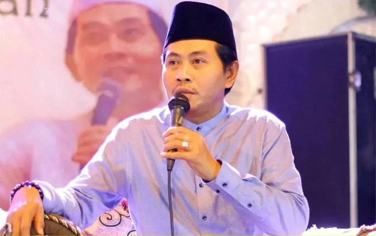 KH Ahmad Anwar Zahid