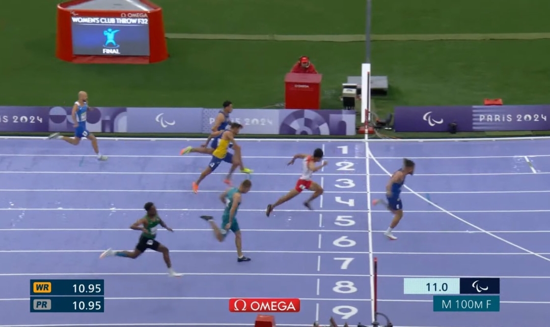 Tangkapan layar saat Saptoyogo Purnomo berhasil finis di urutan kedua dalam cabang olahraga atletik lari 100 meter