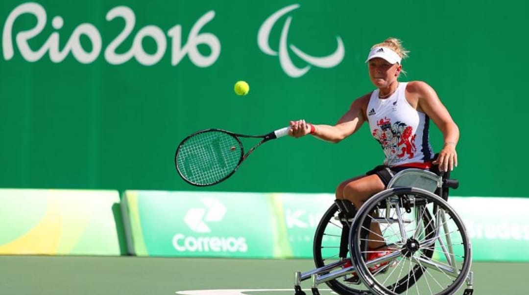 Olahraga tenis kursi roda atau Wheelchair Tennis