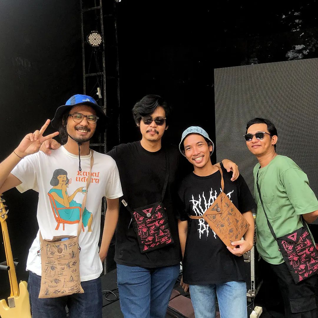 Keempat personil Band Indie Kapal Udara