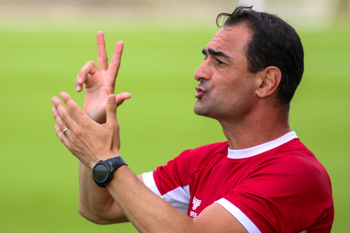 Pelatih PSIS Gilbert Agius