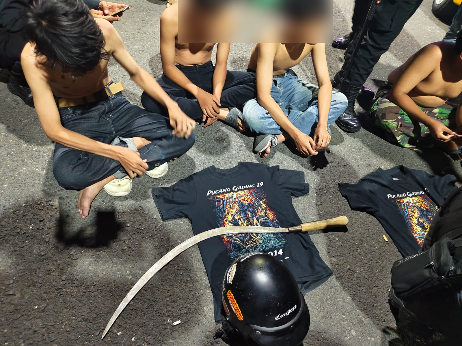 Empat remaja tanggung yang diamankan dibawa ke Mako Sat Samapta Polrestabes Semarang untuk dilakukan pembinaan dan penanganan.