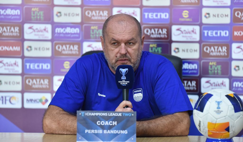 Pelatih Persib, Bojan Hodak