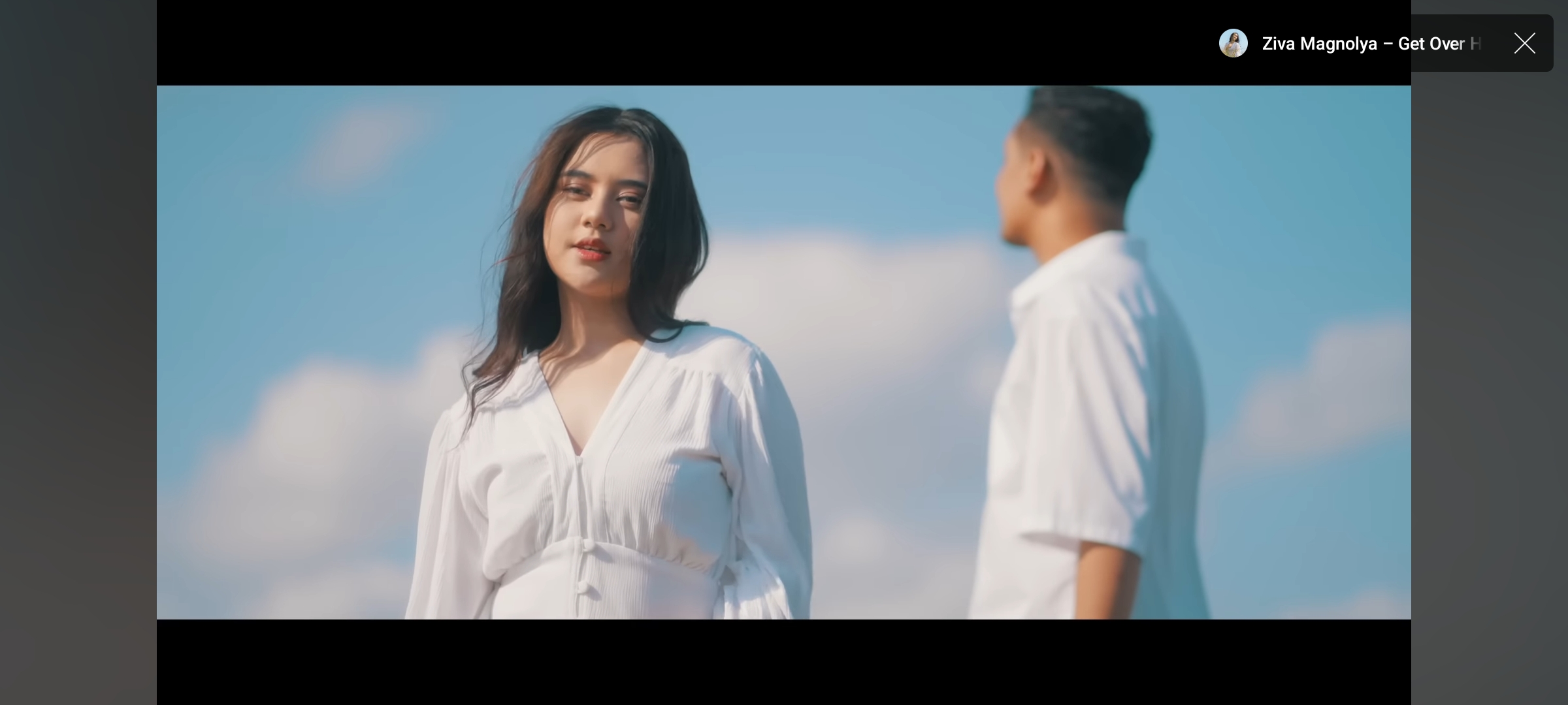 Cuplikan musik video lagu Abadi yang dibawakan oleh Ziva Magnolya