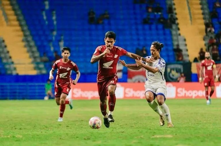 Pertandingan pekan keenam BRI Liga 1 musim 2024/2024 antara PSM Makassar vs PSIS Semarang berakhir imbang dengan skor 0-0