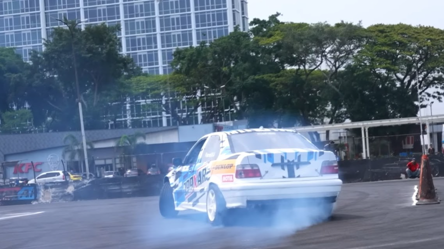 Farrel drifting