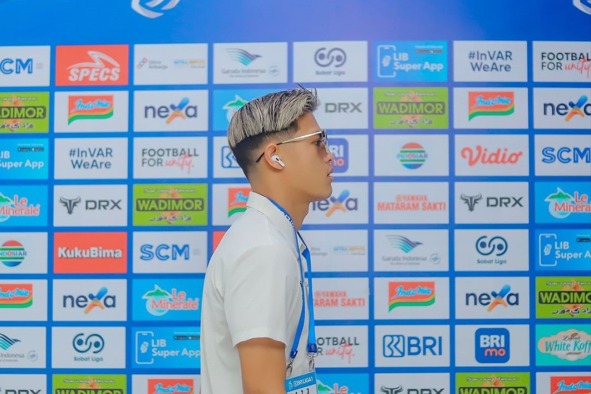PSIS Semarang vs Persib Bandung, di Stadion Jatidiri, Kota Semarang, Minggu (9/2/2025).