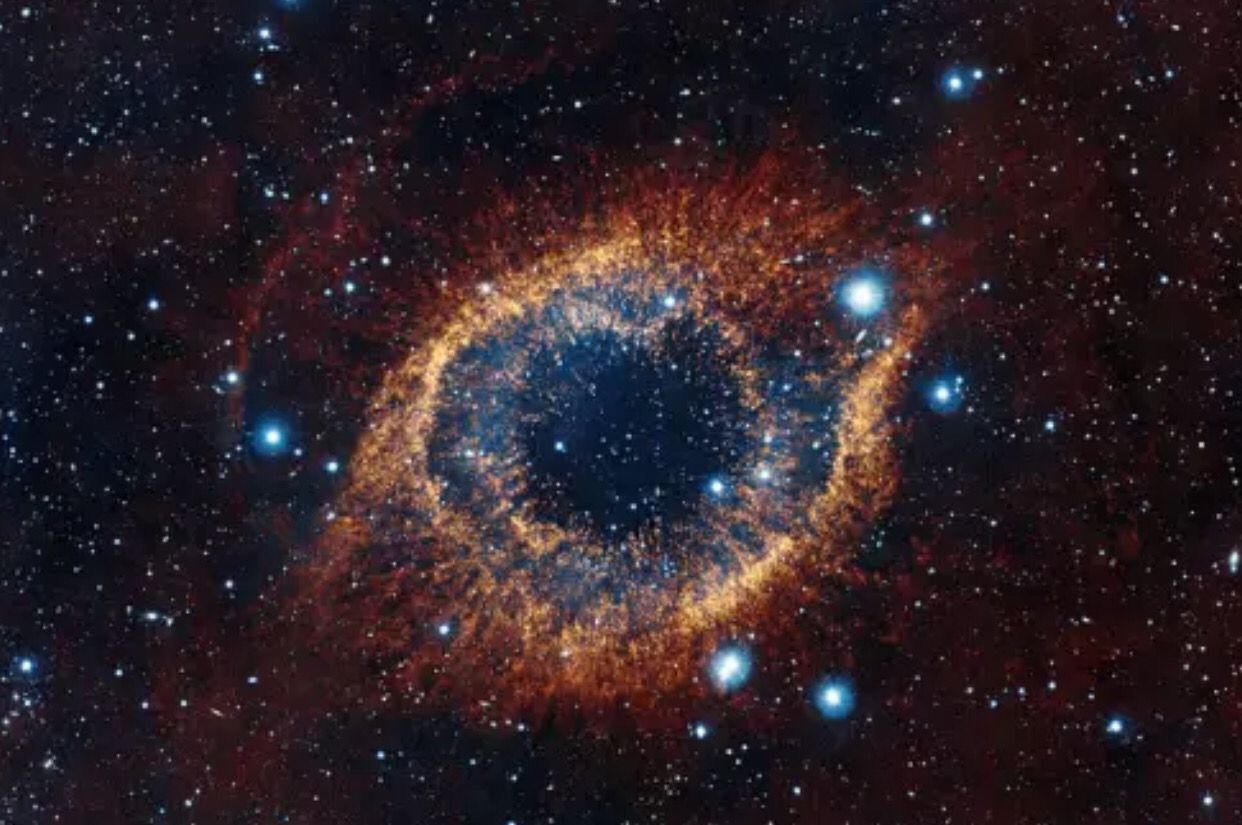 Helix Nebula, Planetaria