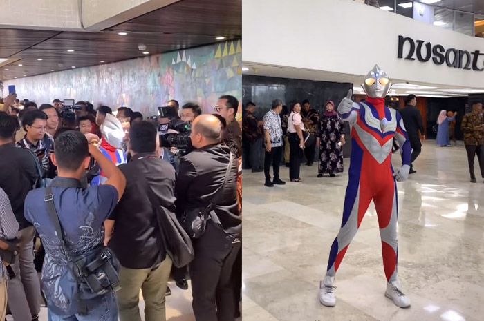 Anggota DPR RI Dapil Jateng 2 kenakan kostum Ultraman saat pelantikan.