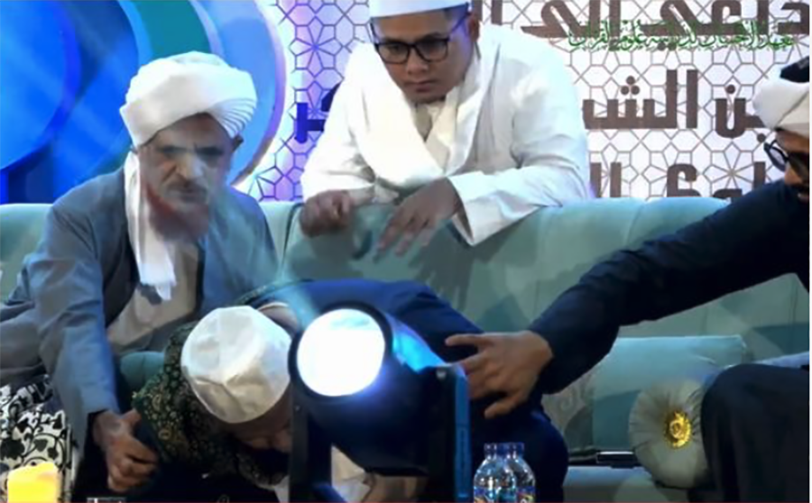 Detik-detik KH Asmuni Muhammad Noor yang Wafat Saat Ceramah Maulid Nabi.