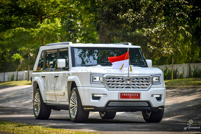 Penampakan kendaraan terbaru MV3 Garuda Limousine yang dinaiki Prabowo Subianto saat ke pelantikan Presiden RI ke 8 di Jakarta.