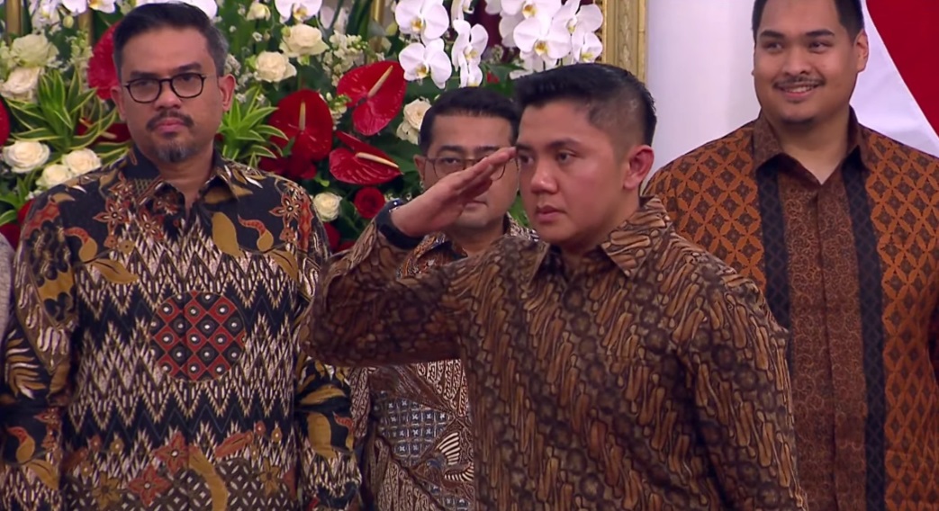Mayor Teddy Indra Wijaya secara resmi diumumkan sebagai Sekretaris Kabinet (Seskab) Merah Putih oleh Presiden RI Prabowo Subianto.