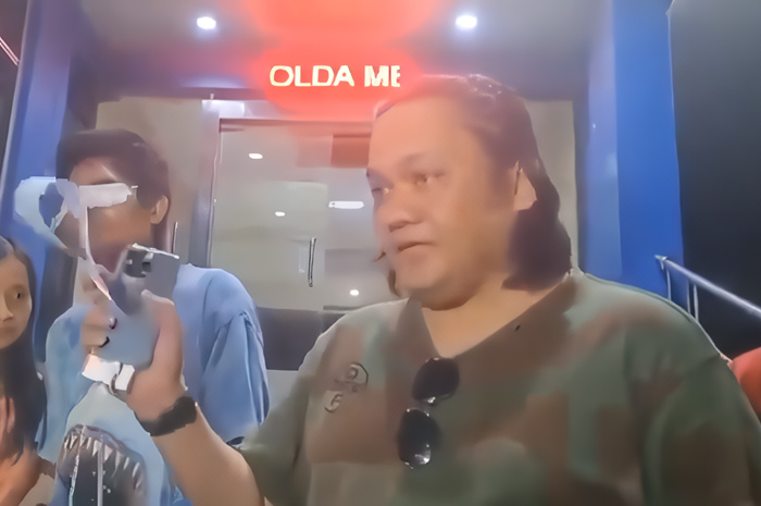 Farhat Abbas terlihat akan bantu korban penyiraman air keras Agus Salim soal polemik uang donasi Rp 1,5 miliar.
