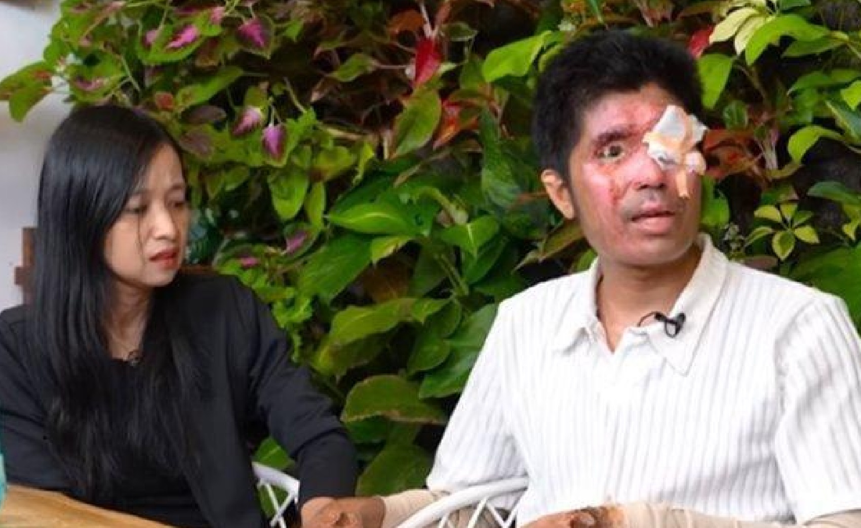 Agus Salim dengan istri ketika di youtube Denny Sumargo.