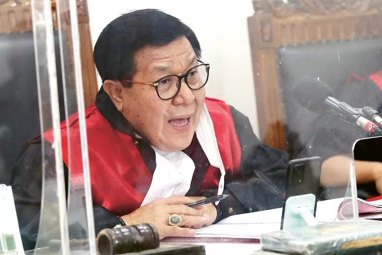 Hakim Erintuah Damanik saat sidang di PN Surabaya. (ROBERTUS RISKY/JAWA POS)