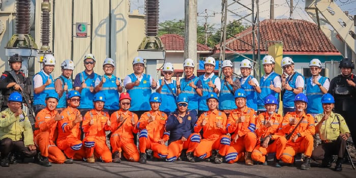 SUPLAI AMAN : PT PLN (Persero) melalui UIT JBT memastikan suplai listrik khususnya untuk wilayah Magelang  dan sekitarnya aman dan andal.