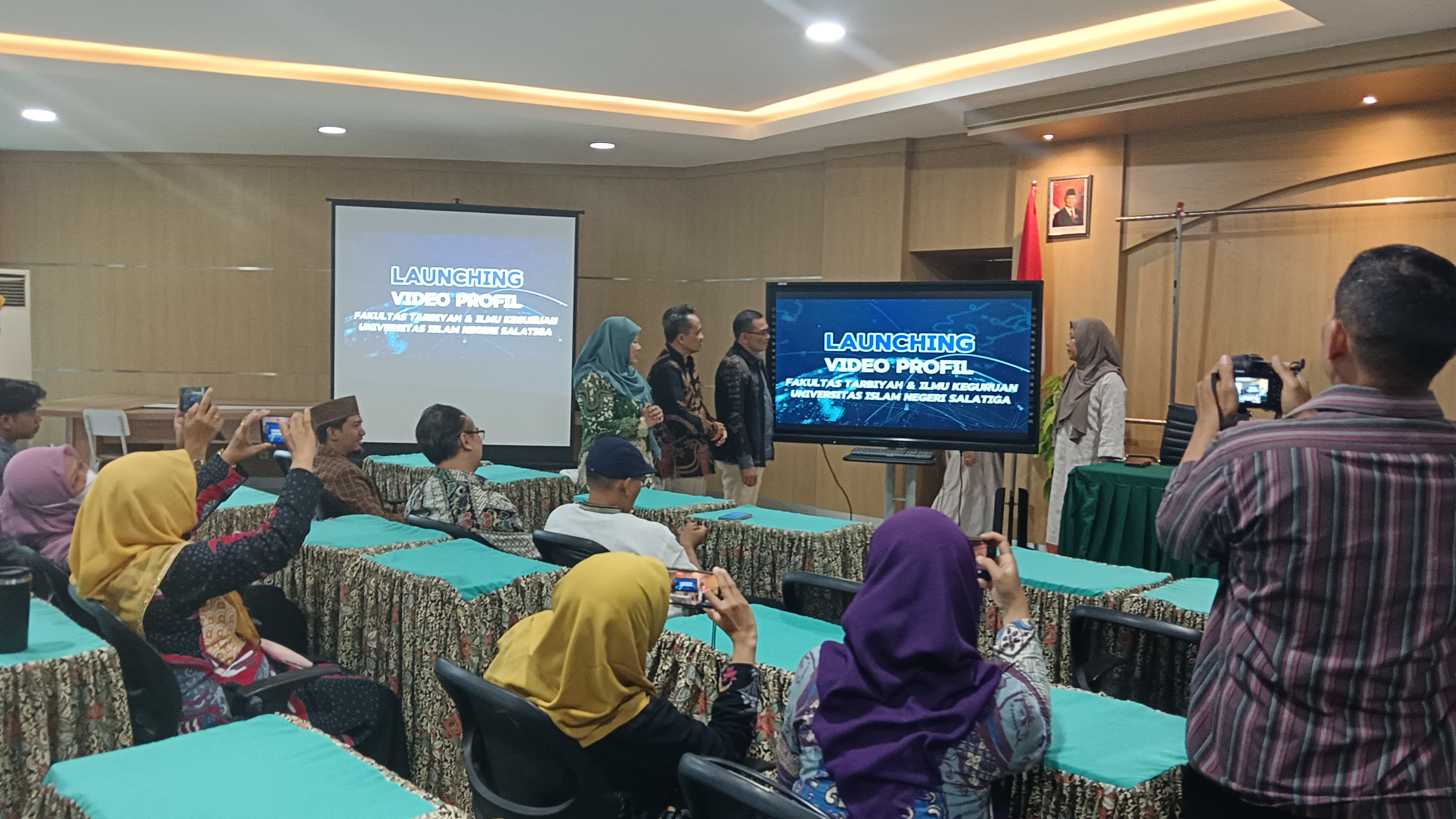 Dekan FTIK, Prof. Dr. Rasimin, M.Pd., menyatakan bahwa video pendek tersebut merupakan kristalisasi dari tujuh komponen sinematik yang saling melengkapi.