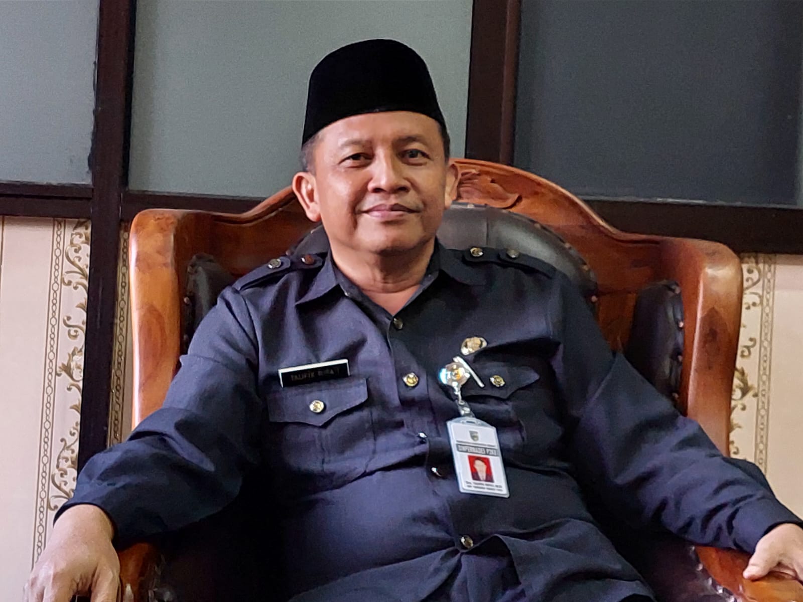 Kepala Dinpermades P2KB Taufik Rifai berikan pemahaman tentang kebijakan desa. (Wahibpribadi)
