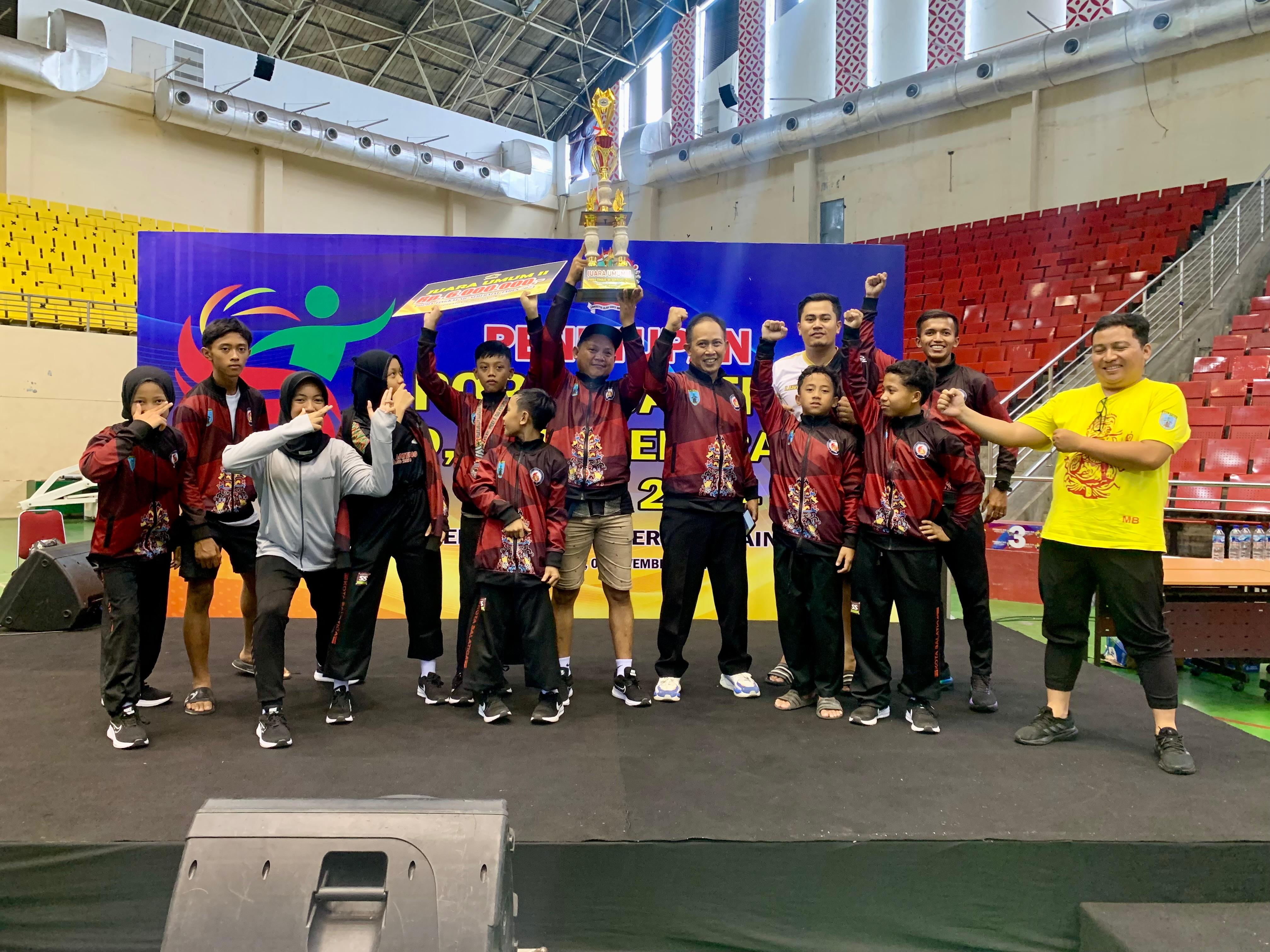 Kota Salatiga berhasil meraih posisi kedua Popda SD/MI Jawa Tengah, di bawah kota Surakarta dan diatas kota Semarang.