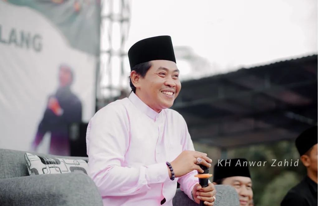 KH AHMAD ANWAR ZAHID