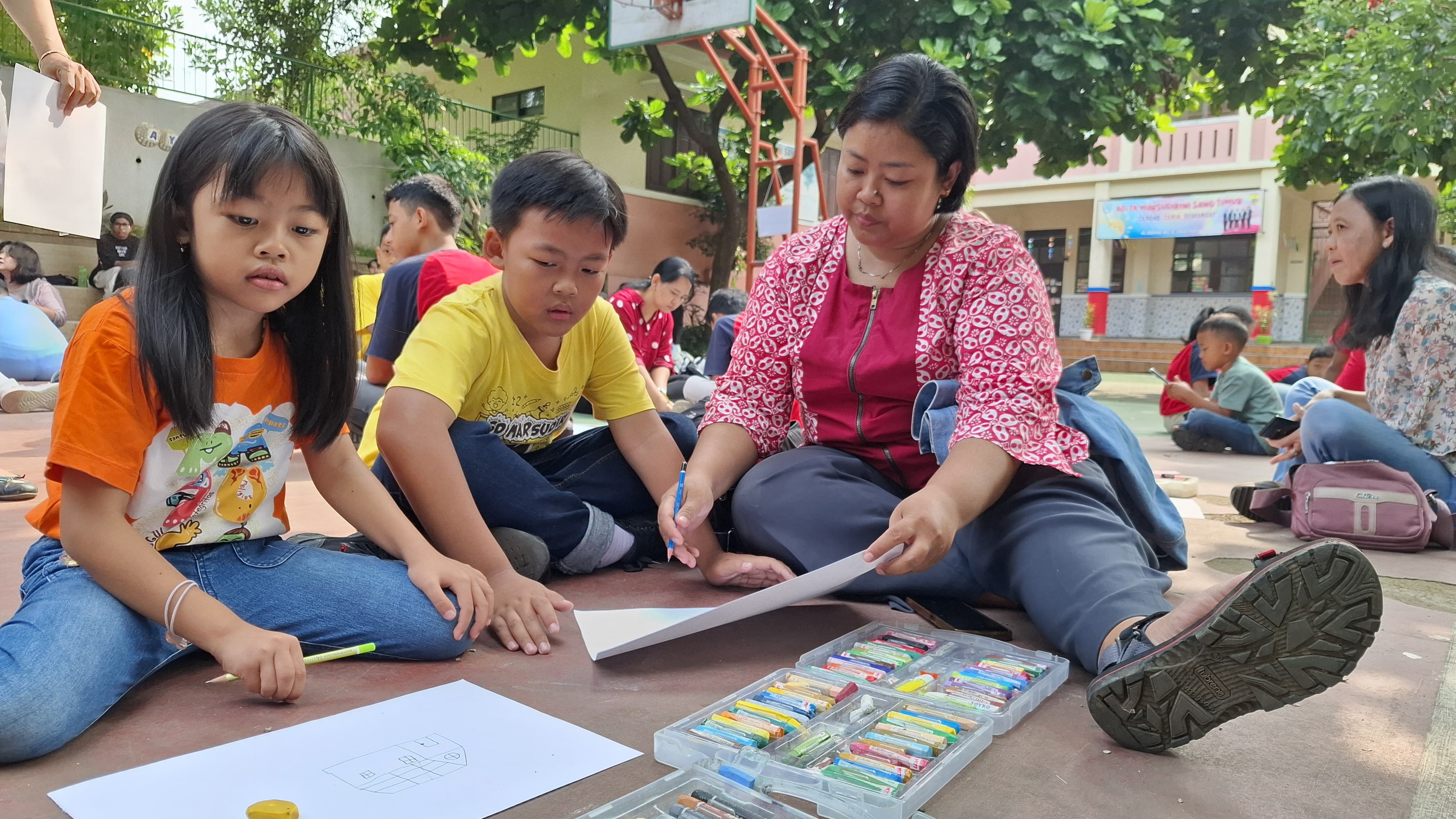 SD St. Theresia Marsudirini 77 Salatiga mengadakan diskusi dengan tema "Kolaborasi dalam Pendampingan Anak Generasi Alpha dan Masa Kini", Sabtu, 16 November 2024.