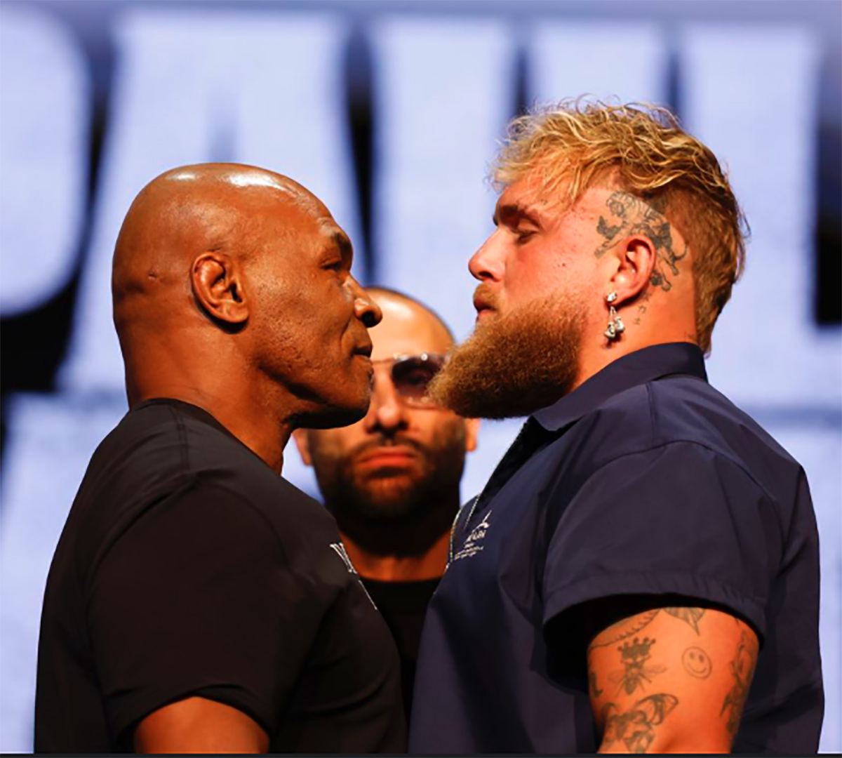 Jake Paul Lawan Mike Tyson