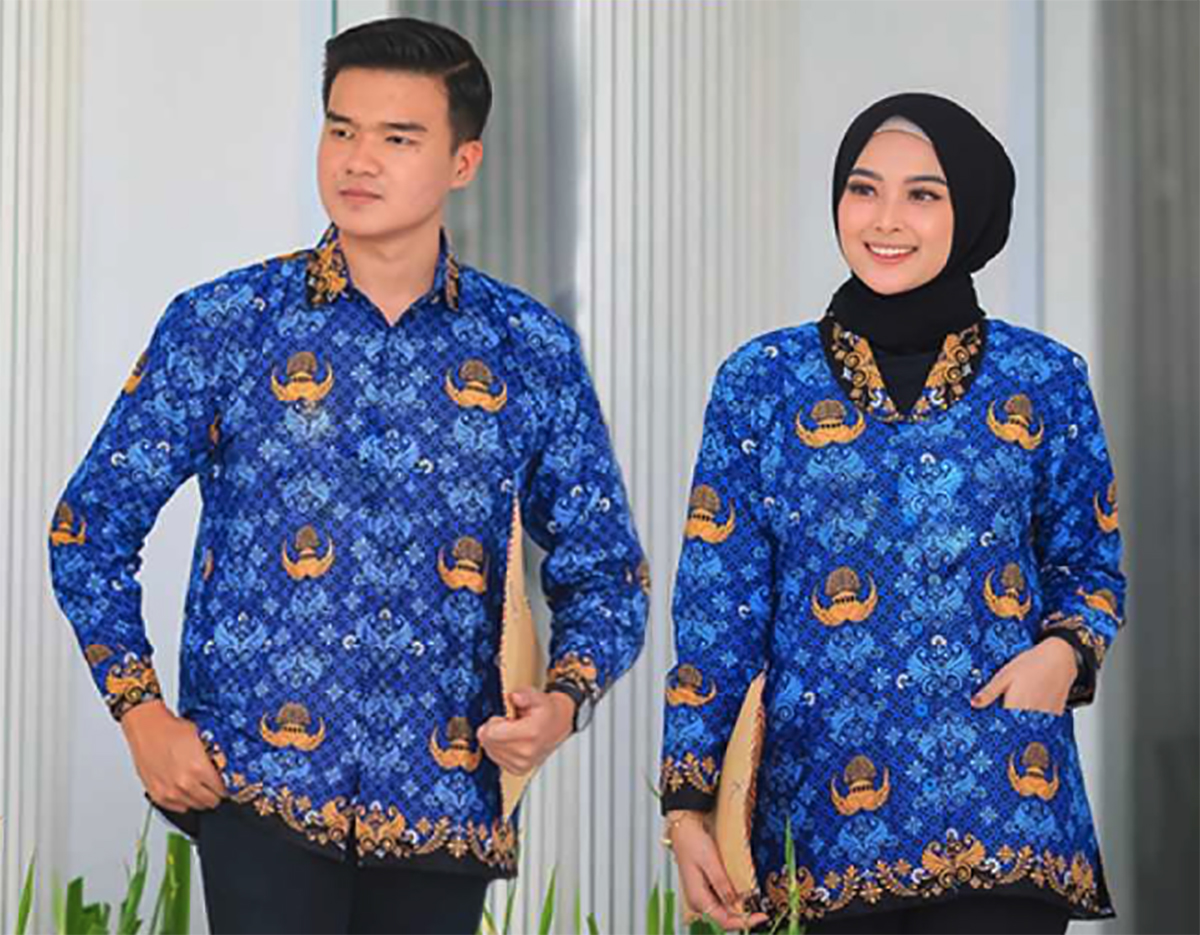 Seragam Wajib Batik KORPRI yang telah mendongkrak perekonomian Rakyat Indonesia.