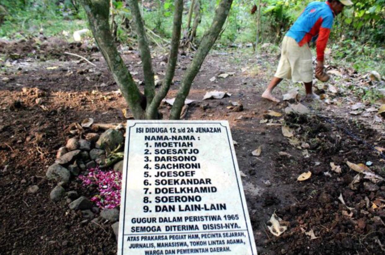 Potret Makam Masal Plumbon di Ngaliyan Semarang
