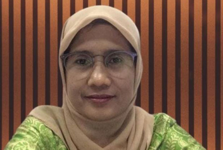 Nur Kholilah, Mahasiswa S3 Pendidikan Dasar Universitas Negeri Surabaya