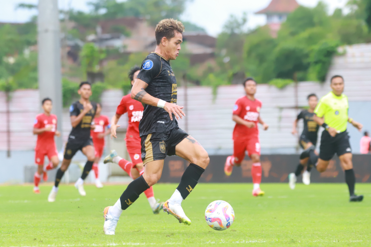 Gali Freitas menjadi penyelamat PSIS setelah mencetak go semata wayang kemenangan 1-0 atas Semen Padang. (PSIS FC Official)