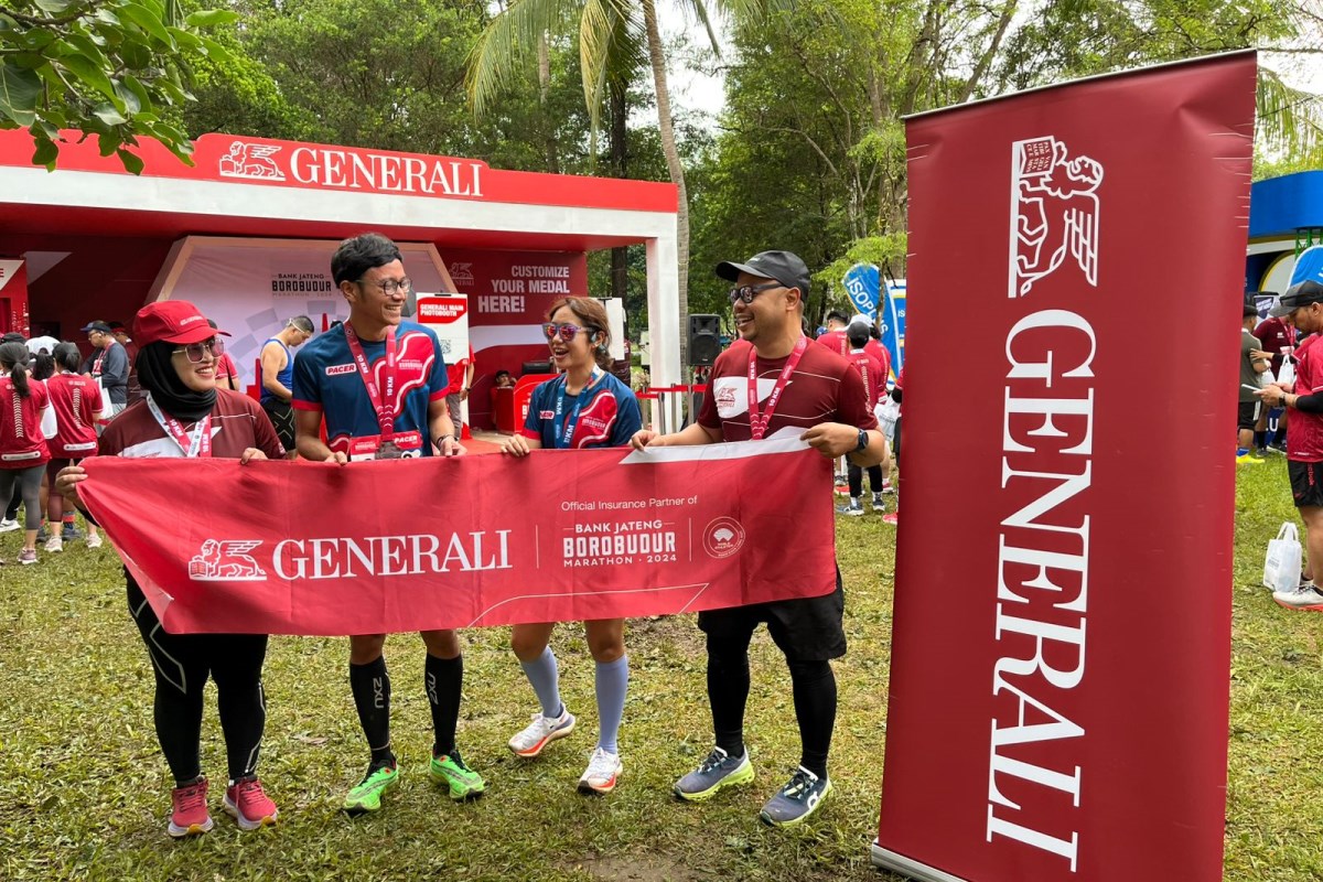 PT Asuransi Jiwa Generali Indonesia berikan perlindungan pada pelari di Borobudur Marathon 2024 di Magelang.